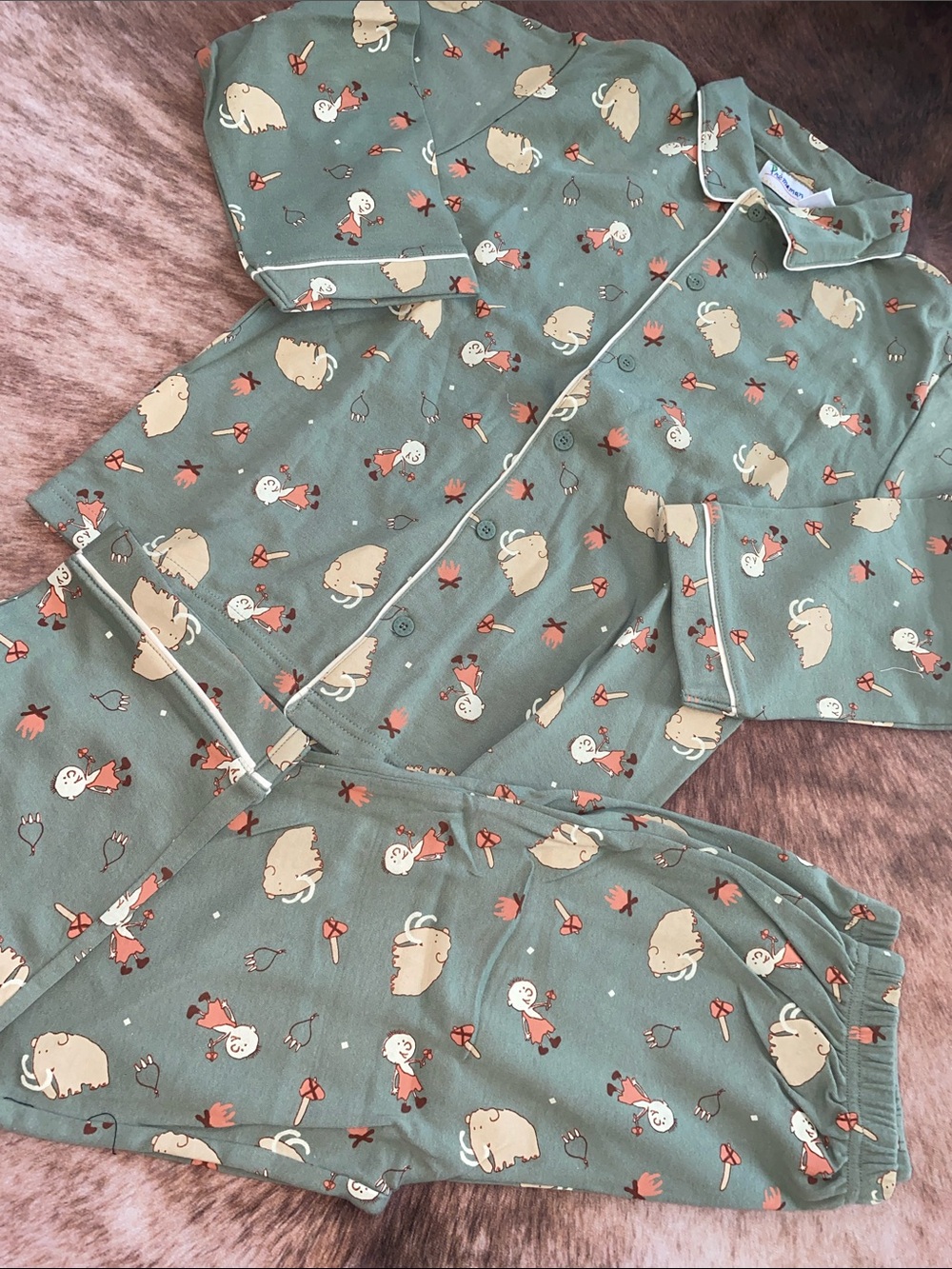 Vintage Kids Pajama Set Size 8 Green Mammoth Print 2 Piece